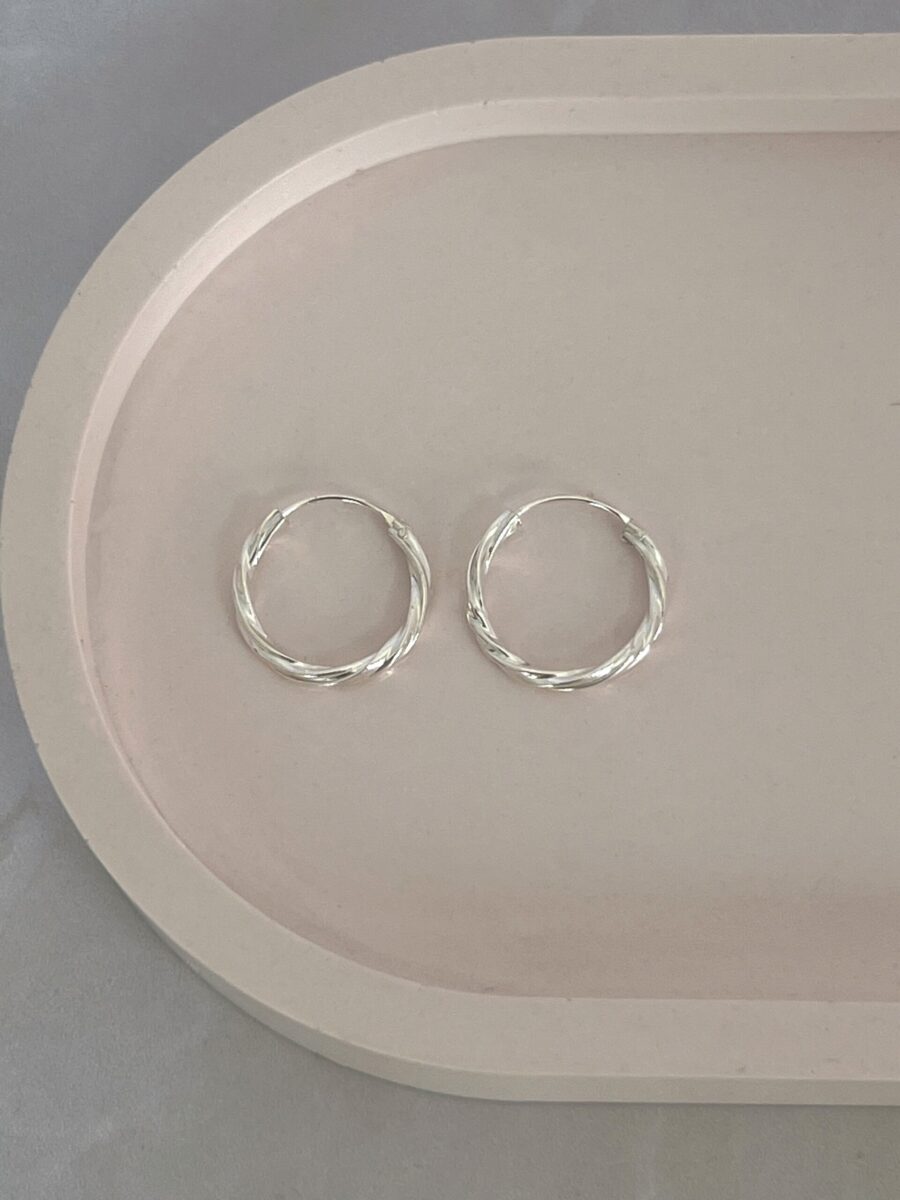 ·Argollas Torzadas Sweet 15 mm · PLATA 925