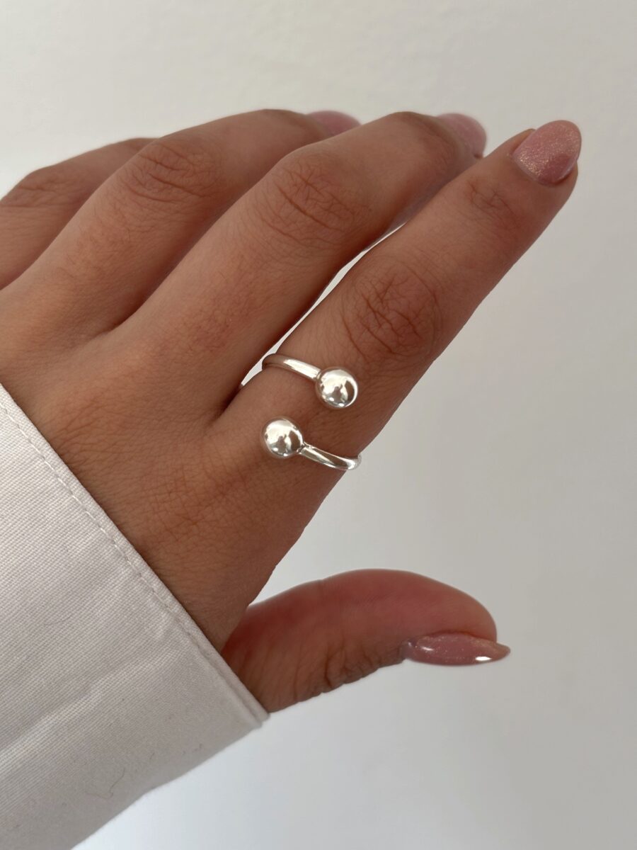 ·Anillo bolitas regulable·